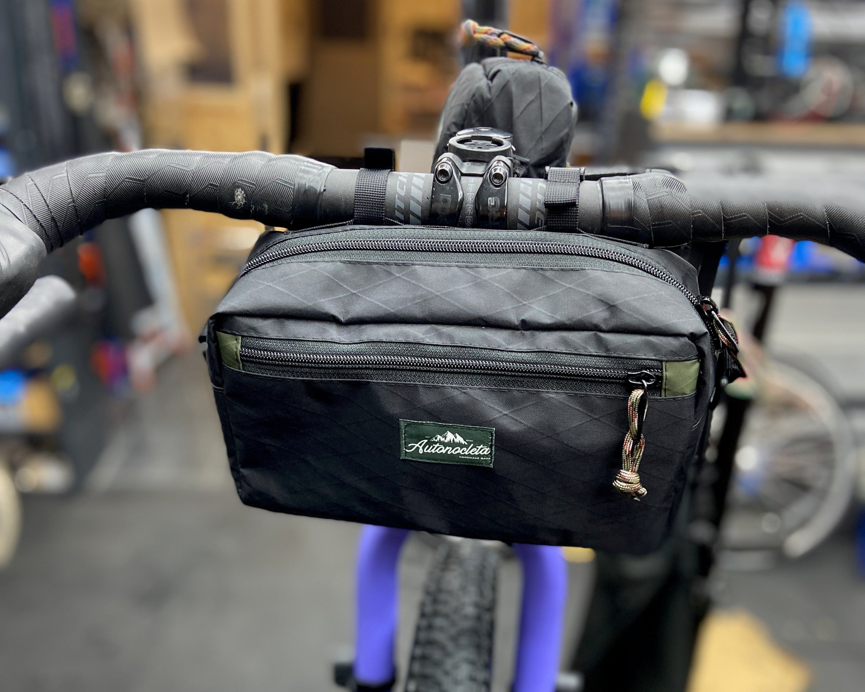 Manilunch Handlebar Bag